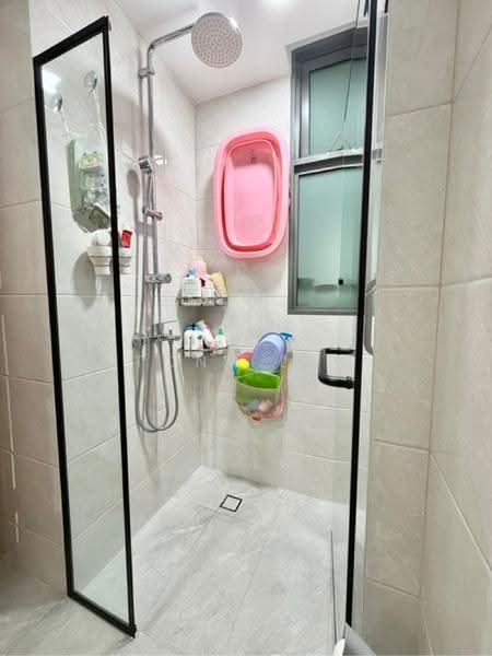 The Topiary, 13 Fernvale Lane, Seletar / Yio Chu Kang, 3 Bedrooms, 1,087 sqft, Condominium For Sale, by Tony Lee, 500267848 - Bathroom - PropertyGuru.com.sg