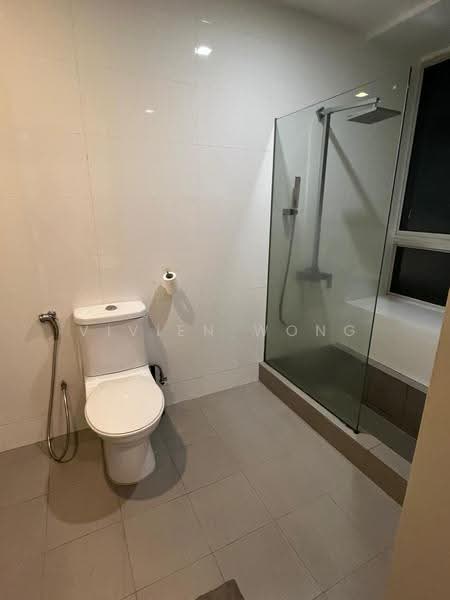 Kent Residences, 23 Kent Road, Farrer Park / Serangoon Rd, 1 Bedroom, 409 sqft, Condominium For Rent, by Vivien Wong, 500267851 - Bathroom - PropertyGuru.com.sg