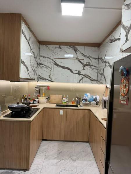 82B Lorong 4 Toa Payoh, 82B Lorong 4 Toa Payoh, Balestier / Toa Payoh, Room Rental, 150 sqft, HDB Flat For Rent, by Tan Yi Ting, 500267859 - Kitchen - PropertyGuru.com.sg