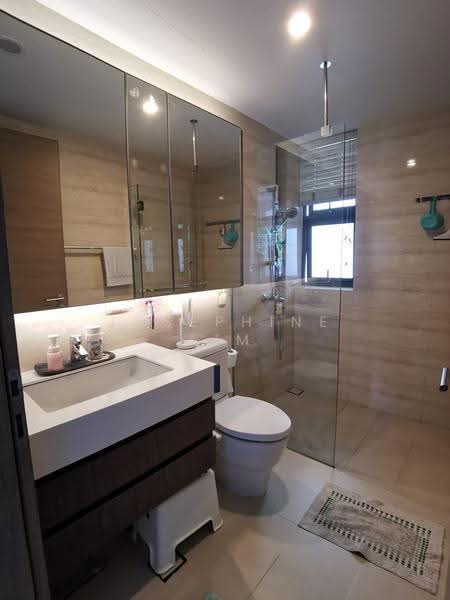 The Palette, 121 Pasir Ris Grove, Pasir Ris / Tampines, Room Rental, 96 sqft, Condominium For Rent, by Josephine Lim, 500267881 - Bathroom - PropertyGuru.com.sg
