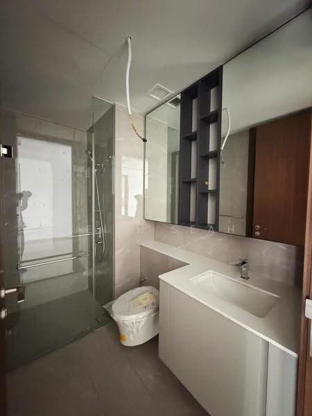 Grand Dunman, 6 Dunman Road, East Coast / Marine Parade, 2 Bedrooms, 775 sqft, Condominium For Rent, by Keith Seah, 500267884 - Bathroom - PropertyGuru.com.sg