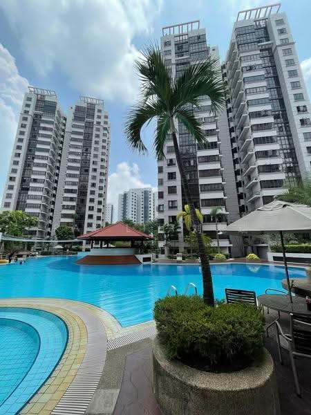 The Mayfair, 1 Jurong East Street 32, Boon Lay / Jurong / Tuas, 3 Bedrooms, 893 sqft, Condominium For Rent, by Ray Liu 刘丰瑞, 500267901 - Exterior - PropertyGuru.com.sg