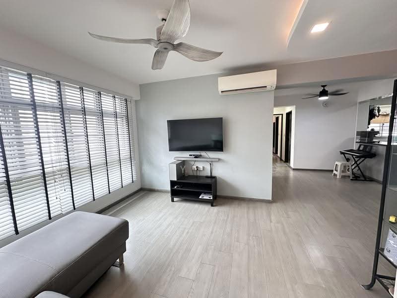 166B Yung Kuang Court, 166B Yung Kuang Road, Boon Lay / Jurong / Tuas, 3 Bedrooms, 1,001 sqft, HDB Flat For Sale, by Sandy Hong, 500267910 - PropertyGuru.com.sg