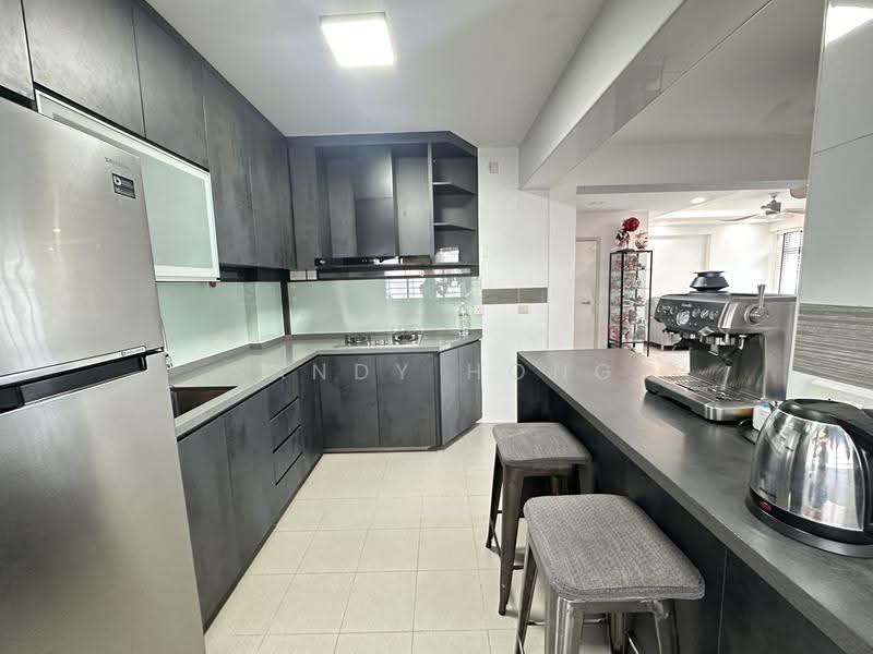 166B Yung Kuang Court, 166B Yung Kuang Road, Boon Lay / Jurong / Tuas, 3 Bedrooms, 1,001 sqft, HDB Flat For Sale, by Sandy Hong, 500267910 - PropertyGuru.com.sg