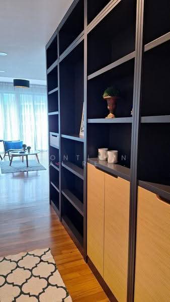 Cairnhill Crest, 2 Cairnhill Circle, Orchard / River Valley, 1 Bedroom, 818 sqft, Condominium For Rent, by GEORGE, 500267918 - Living Room - PropertyGuru.com.sg
