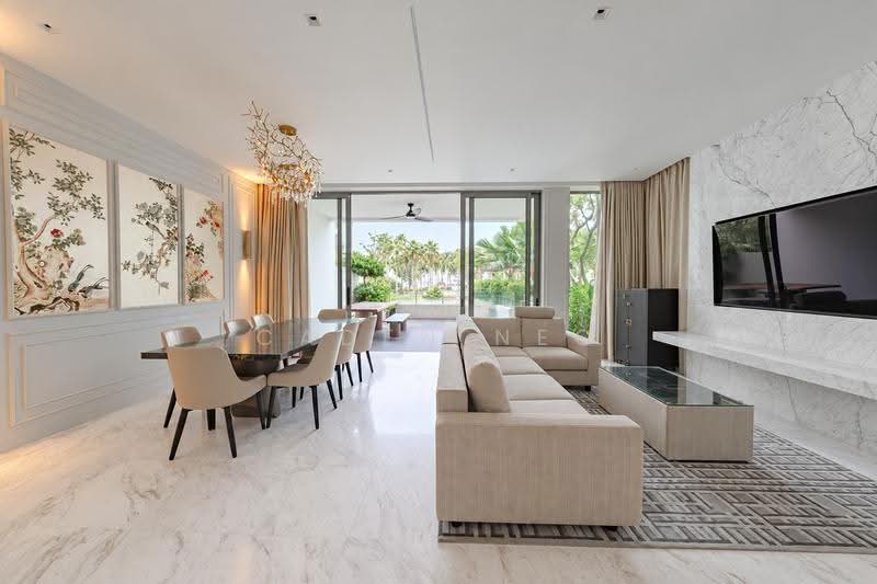 Marina Collection, 13 Cove Drive, Harbourfront / Telok Blangah, 4 Bedrooms, 2,390 sqft, Condominium For Sale, by Caden Neo, 500267919 - Living Room - PropertyGuru.com.sg