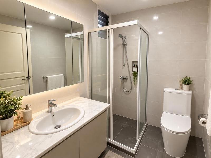 Ocean Park, 530 East Coast Road, East Coast / Marine Parade, 4 Bedrooms, 2,110 sqft, Condominium For Sale, by Zach Tan, 500267942 - Bathroom - PropertyGuru.com.sg