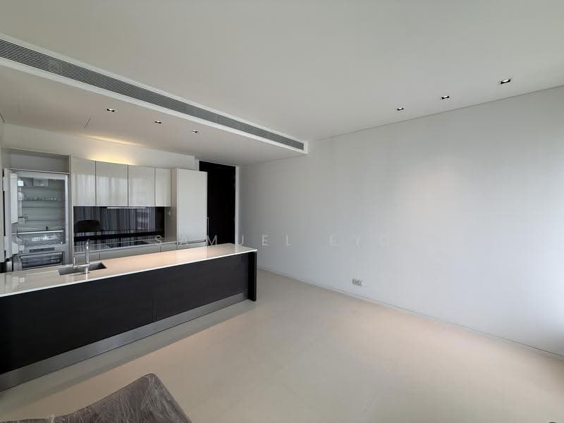 Scotts Square, 8 Scotts Road, Orchard / River Valley, 2 Bedrooms, 893 sqft, Condominium For Sale, by Samuel Eyo, 500267946 - PropertyGuru.com.sg