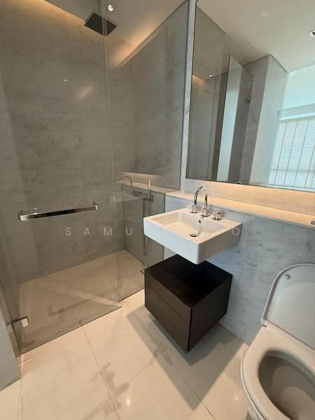 Scotts Square, 8 Scotts Road, Orchard / River Valley, 2 Bedrooms, 893 sqft, Condominium For Sale, by Samuel Eyo, 500267946 - PropertyGuru.com.sg