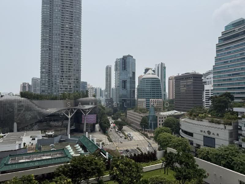 Scotts Square, 8 Scotts Road, Orchard / River Valley, 2 Bedrooms, 893 sqft, Condominium For Sale, by Samuel Eyo, 500267946 - PropertyGuru.com.sg