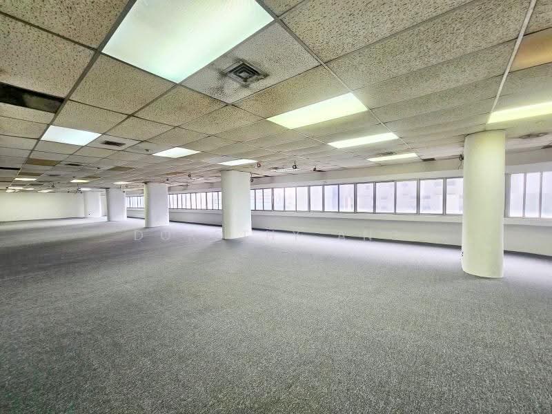 Golden Mile Tower, 6001 6001, Beach Road / Bugis / Rochor, 3,777 sqft, Office For Rent, by Dorothy Ang, 500267952 - CommercialGuru.com.sg