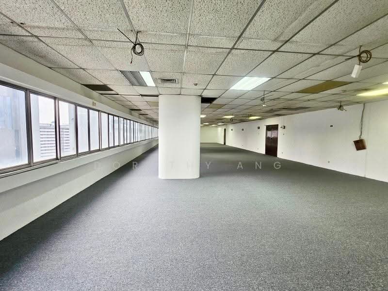 Golden Mile Tower, 6001 6001, Beach Road / Bugis / Rochor, 3,777 sqft, Office For Rent, by Dorothy Ang, 500267952 - CommercialGuru.com.sg