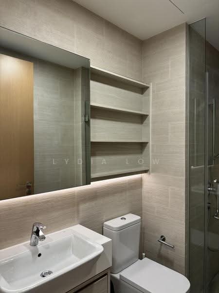 Alex Residences, 28 Alexandra View, Alexandra / Commonwealth, 3 Bedrooms, 904 sqft, Condominium For Rent, by Lydia Low, 500267953 - Bathroom - PropertyGuru.com.sg