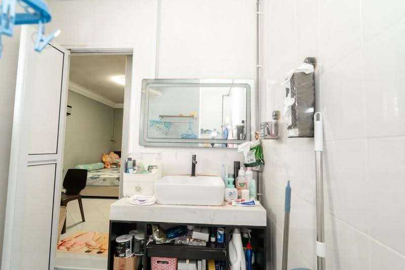 832 Woodlands Street 83, 832 Woodlands Street 83, Admiralty / Woodlands, Room Rental, 150 sqft, HDB Flat For Rent, by Elsie Ang, 500267955 - Bathroom - PropertyGuru.com.sg