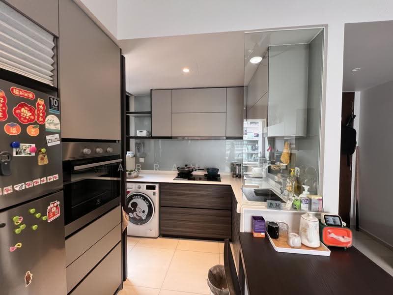 D'Nest, 149 Pasir Ris Grove, Pasir Ris / Tampines, 3 Bedrooms, 947 sqft, Condominium For Sale, by Abram Lee, 500267989 - Kitchen - PropertyGuru.com.sg