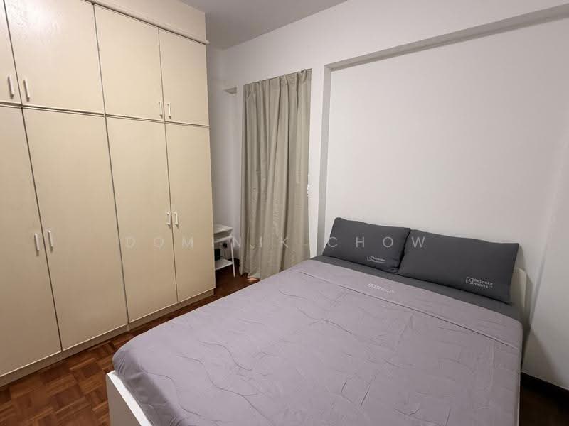Emerald Park, 2 Indus Road, Alexandra / Commonwealth, Room Rental, 250 sqft, Condominium For Rent, by Dominik Chow, 500268004 - PropertyGuru.com.sg