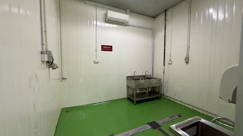 Chin Bee Road, Boon Lay / Jurong / Tuas, 5,000 sqft, Factory / Workshop (B2) For Rent, by Alize Ng, 500268012 - CommercialGuru.com.sg