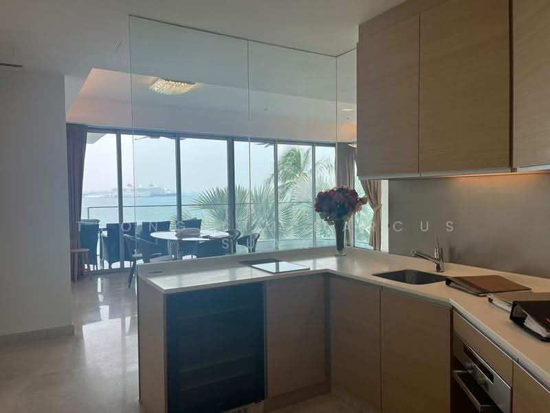 The Azure, 201 Ocean Drive, Harbourfront / Telok Blangah, 3 Bedrooms, 1,765 sqft, Condominium For Rent, by Tiong Lim Marcus Suaw, 500268017 - Kitchen - PropertyGuru.com.sg