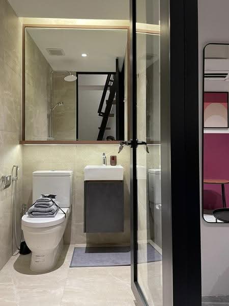 **LANDED** @ D09 Freehold Conservation Terrace Investment, Mount Sophia Vicinity, Orchard / River Valley, 8 Bedrooms, 2,808 sqft, Terraced House For Sale, by Max Toh, 500268027 - Bathroom - PropertyGuru.com.sg