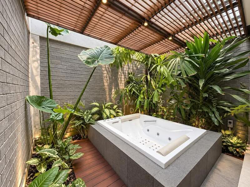 Changi grove, Mariam Close, Changi Airport / Changi Village, 6 Bedrooms, 7,126 sqft, Bungalow House For Sale, by EVON NG, 500268030 - Bathroom - PropertyGuru.com.sg
