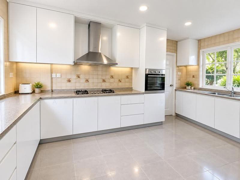 NASSIM BUNGALOW!! Regular, Wide-Frontage Plot!!, Nassim | Fernhill | Ladyhill | Orange Grove Road, Tanglin / Holland / Bukit Timah, 4 Bedrooms, 7,300 sqft, Bungalow House For Sale, by Martin Goh 吴伟楠, 500268043 - Kitchen - PropertyGuru.com.sg