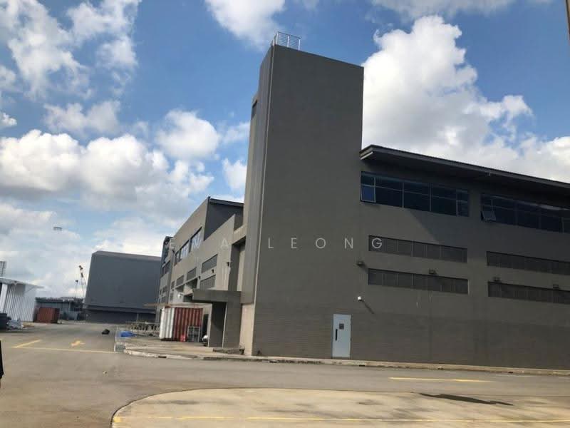 Jurong Port Road, Boon Lay / Jurong / Tuas, 331,000 sqft, Factory / Workshop (B2) For Sale, by Eva Leong, 500268061 - Exterior - CommercialGuru.com.sg