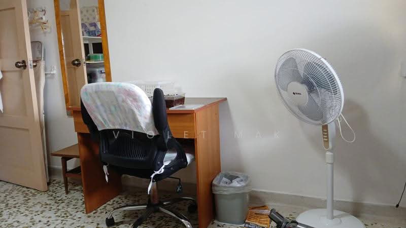 226 Lorong 8 Toa Payoh, 226 Lorong 8 Toa Payoh, Balestier / Toa Payoh, Room Rental, 110 sqft, HDB Flat For Rent, by Violet Mak, 500268062 - Study - PropertyGuru.com.sg