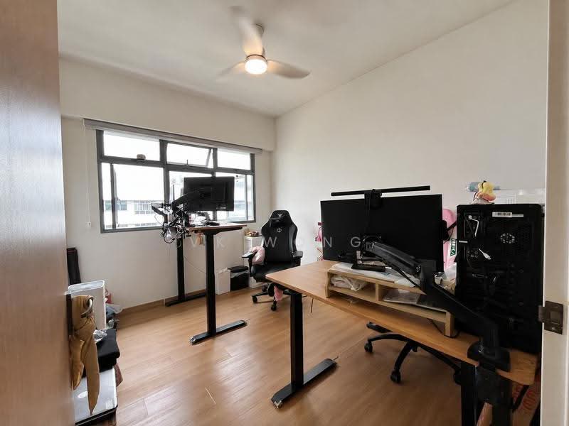622A Tampines Avenue 12, 622A Tampines Avenue 12, Pasir Ris / Tampines, 3 Bedrooms, 1,001 sqft, HDB Flat For Sale, by VK Wong, 500268078 - Bedroom 2 - PropertyGuru.com.sg