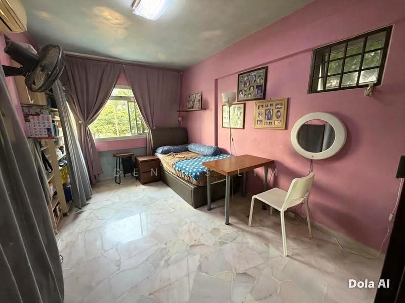 719 Pasir Ris Street 72, 719 Pasir Ris Street 72, Pasir Ris / Tampines, 4 Bedrooms, 1,367 sqft, HDB Flat For Sale, by Dennis Lim, 500268079 - Bedroom - PropertyGuru.com.sg
