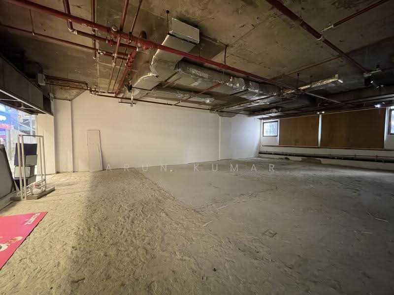 Peninsula Plaza, 111 North Bridge Road, City Hall / Clarke Quay, 2,454 sqft, Other Retail For Sale, by Arun Kumar, 500268086 - Interior - CommercialGuru.com.sg