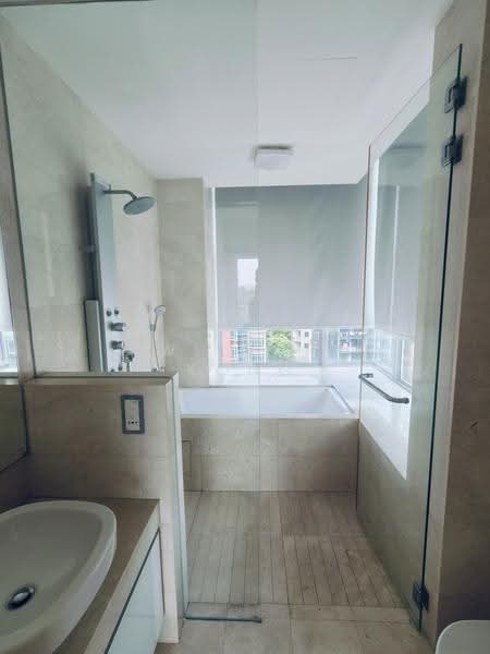 Bellerive, 9 Keng Chin Road, Tanglin / Holland / Bukit Timah, 3 Bedrooms, 1,679 sqft, Condominium For Sale, by Wilson Kong, 500268112 - Bathroom - PropertyGuru.com.sg