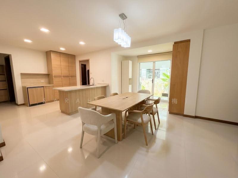 Lovable Linked Bungalow @ Sunset Way Landed Wide Frontage, Sunset Way, Clementi Park / Upper Bukit Timah, 5 Bedrooms, 3,500 sqft, Corner Terrace For Sale, by Sarah X. (郑雪梅), 500268127 - Dry Kitchen & Dining - PropertyGuru.com.sg