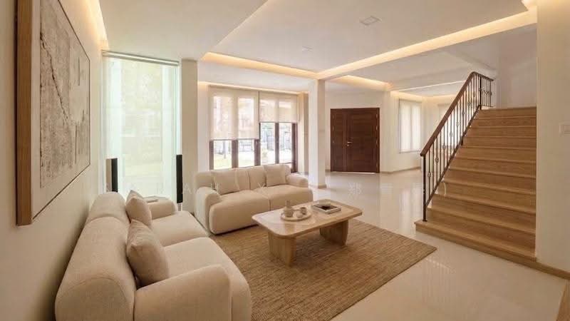 Lovable Linked Bungalow @ Sunset Way Landed Wide Frontage, Sunset Way, Clementi Park / Upper Bukit Timah, 5 Bedrooms, 3,500 sqft, Corner Terrace For Sale, by Sarah X. (郑雪梅), 500268127 - Living Room - PropertyGuru.com.sg