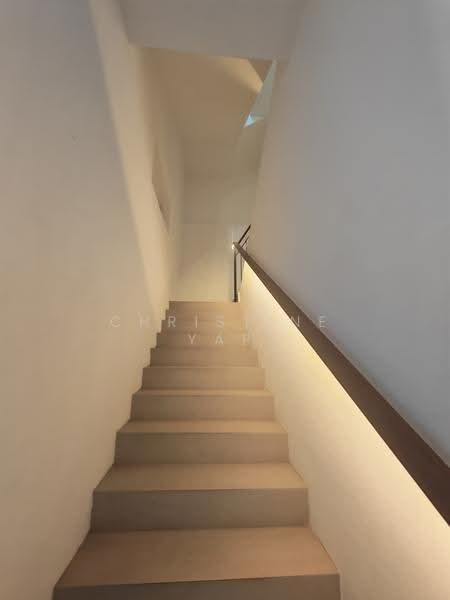 Frankel Estate/ Siglap/ Burnfoot Terrace/ Ettrick Terrace459, East Coast / Marine Parade, 6 Bedrooms, 3,900 sqft, Terraced House For Sale, by Christine Yap, 500268130 - PropertyGuru.com.sg