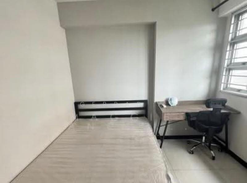 216B Boon Lay View, 216B Boon Lay Avenue, Boon Lay / Jurong / Tuas, Room Rental, 210 sqft, HDB Flat For Rent, by GERRAD ., 500268144 - Bedroom - PropertyGuru.com.sg