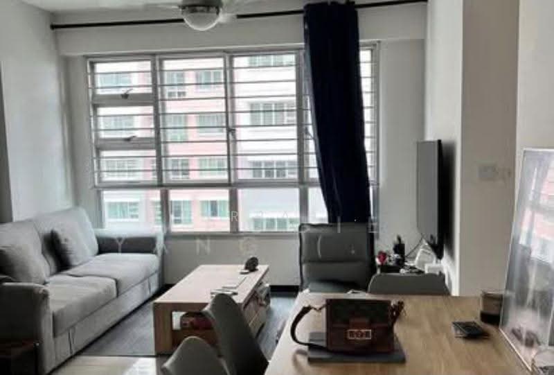 216B Boon Lay View, 216B Boon Lay Avenue, Boon Lay / Jurong / Tuas, Room Rental, 210 sqft, HDB Flat For Rent, by GERRAD ., 500268144 - Living Room - PropertyGuru.com.sg