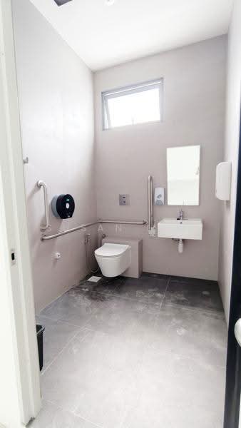 Space 18, 18 Lorong Ampas, Balestier / Toa Payoh, 1,787 sqft, Light Industrial (B1) For Rent, by Susan Lim, 500268150 - Bathroom - CommercialGuru.com.sg