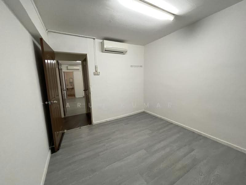 106 Hougang Ave 1, Hougang Avenue 1, Hougang / Punggol / Sengkang, 1,023 sqft, Shop / Shophouse For Rent, by Arun Kumar, 500268151 - Interior - CommercialGuru.com.sg
