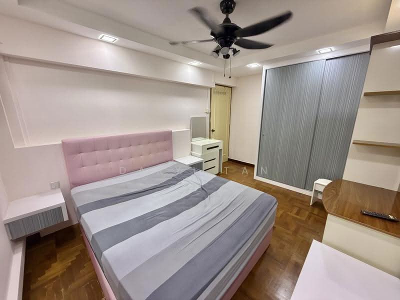 110 Lorong 1 Toa Payoh, 110 Lorong 1 Toa Payoh, Balestier / Toa Payoh, 3 Bedrooms, 700 sqft, HDB Flat For Rent, by Daryl Tan, 500268152 - Bedroom - PropertyGuru.com.sg