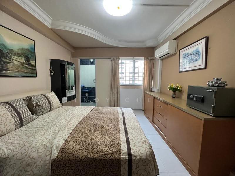 203 Tampines Street 21, 203 Tampines Street 21, Pasir Ris / Tampines, Room Rental, 200 sqft, HDB Flat For Rent, by Cindy Chew, 500268159 - Bedroom - PropertyGuru.com.sg