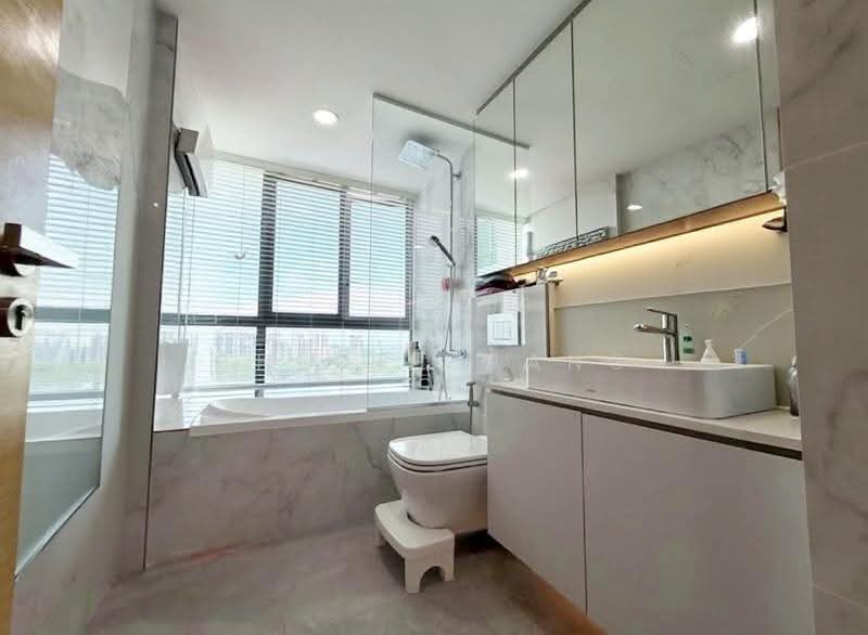 Dakota Residences, 36 Dakota Crescent, Eunos / Geylang / Paya Lebar, 3 Bedrooms, 1,292 sqft, Condominium For Sale, by Chloe Zhang, 500268162 - Bathroom - PropertyGuru.com.sg