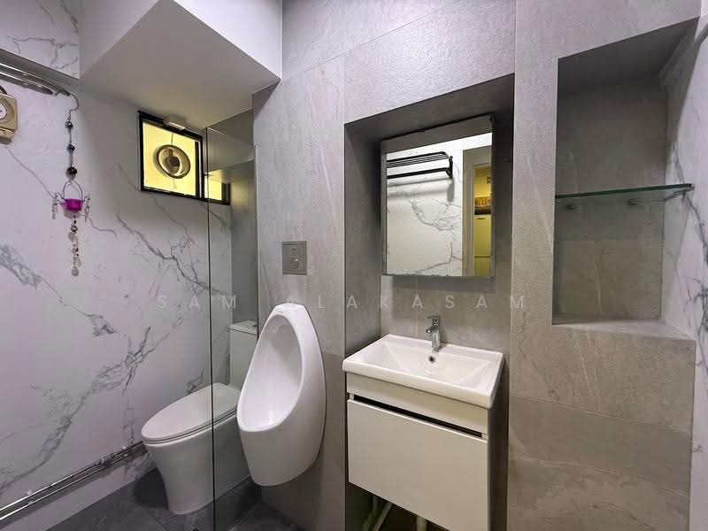 52 Telok Blangah Drive, 52 Telok Blangah Drive, Harbourfront / Telok Blangah, 3 Bedrooms, 1,270 sqft, HDB Flat For Sale, by Sam Alakasam, 500268170 - Bathroom - PropertyGuru.com.sg