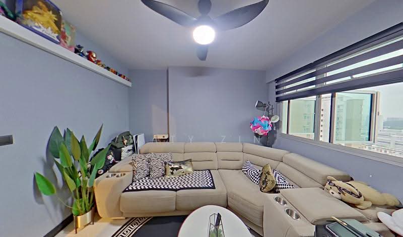 293D Bukit Batok Street 21, 293D Bukit Batok Street 21, Dairy Farm / Bukit Panjang / Choa Chu Kang, 3 Bedrooms, 1,001 sqft, HDB Flat For Sale, by Waty Zin, 500268195 - Living Room - PropertyGuru.com.sg