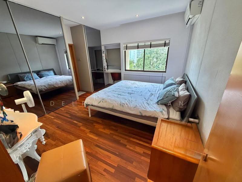 Balmoral Point, 23 Balmoral Road, Tanglin / Holland / Bukit Timah, Room Rental, 350 sqft, Apartment For Rent, by Delphine Chan, 500268250 - Bedroom - PropertyGuru.com.sg