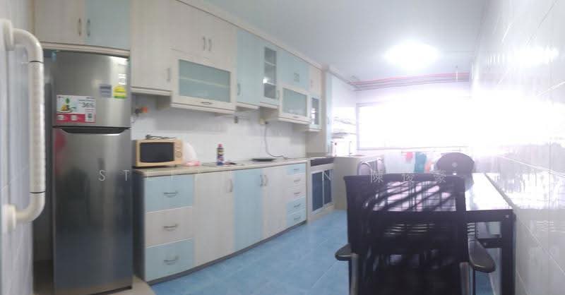 230 Serangoon Avenue 4, 230 Serangoon Avenue 4, Hougang / Punggol / Sengkang, 2 Bedrooms, 721 sqft, HDB Flat For Rent, by Stefan Tan 陳俊豪, 500268278 - Kitchen - PropertyGuru.com.sg