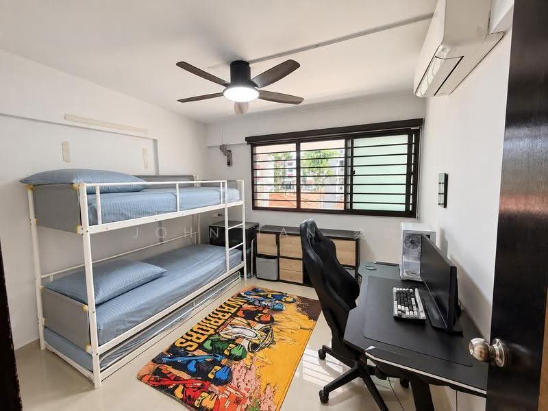 409 Jurong West Street 42, 409 Jurong West Street 42, Boon Lay / Jurong / Tuas, 4 Bedrooms, 1,593 sqft, HDB Flat For Sale, by John Tan 奕欣, 500268281 - Bedroom - PropertyGuru.com.sg
