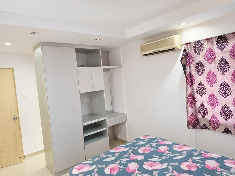 686D Choa Chu Kang Crescent, 686D Choa Chu Kang Crescent, Dairy Farm / Bukit Panjang / Choa Chu Kang, Room Rental, 180 sqft, HDB Flat For Rent, by Stanley Chew, 500268295 - Bedroom - PropertyGuru.com.sg