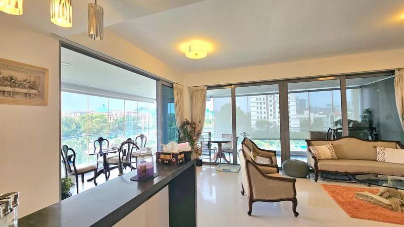 UNDERVALUED D10 Bukit Timah, FREEHOLD, 4bed 4bath 1helper Condo, Stevens Botanic MRT, SCGS, Raffles, Tanglin / Holland / Bukit Timah, 4 Bedrooms, 1,841 sqft, Condominium For Sale, by Roy Low, 500268306 - Living Room - PropertyGuru.com.sg