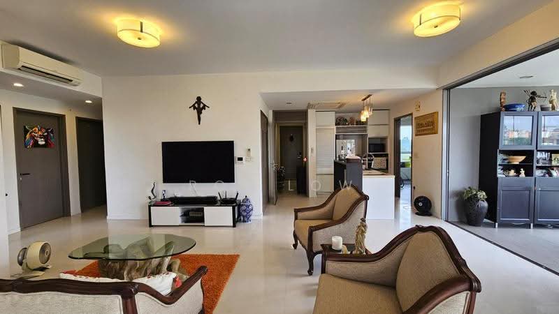 UNDERVALUED D10 Bukit Timah, FREEHOLD, 4bed 4bath 1helper Condo, Stevens Botanic MRT, SCGS, Raffles, Tanglin / Holland / Bukit Timah, 4 Bedrooms, 1,841 sqft, Condominium For Sale, by Roy Low, 500268306 - Living Room - PropertyGuru.com.sg