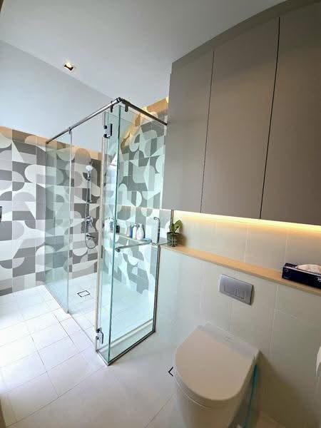 Tierra Vue, 36 Saint Patrick's Road, East Coast / Marine Parade, 4 Bedrooms, 2,067 sqft, Condominium For Sale, by Katherine Ang 洪佩真, 500268317 - Bathroom - PropertyGuru.com.sg